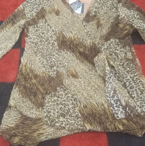 NWT  Leopard top Amanda Collection - Picture 2 of 7